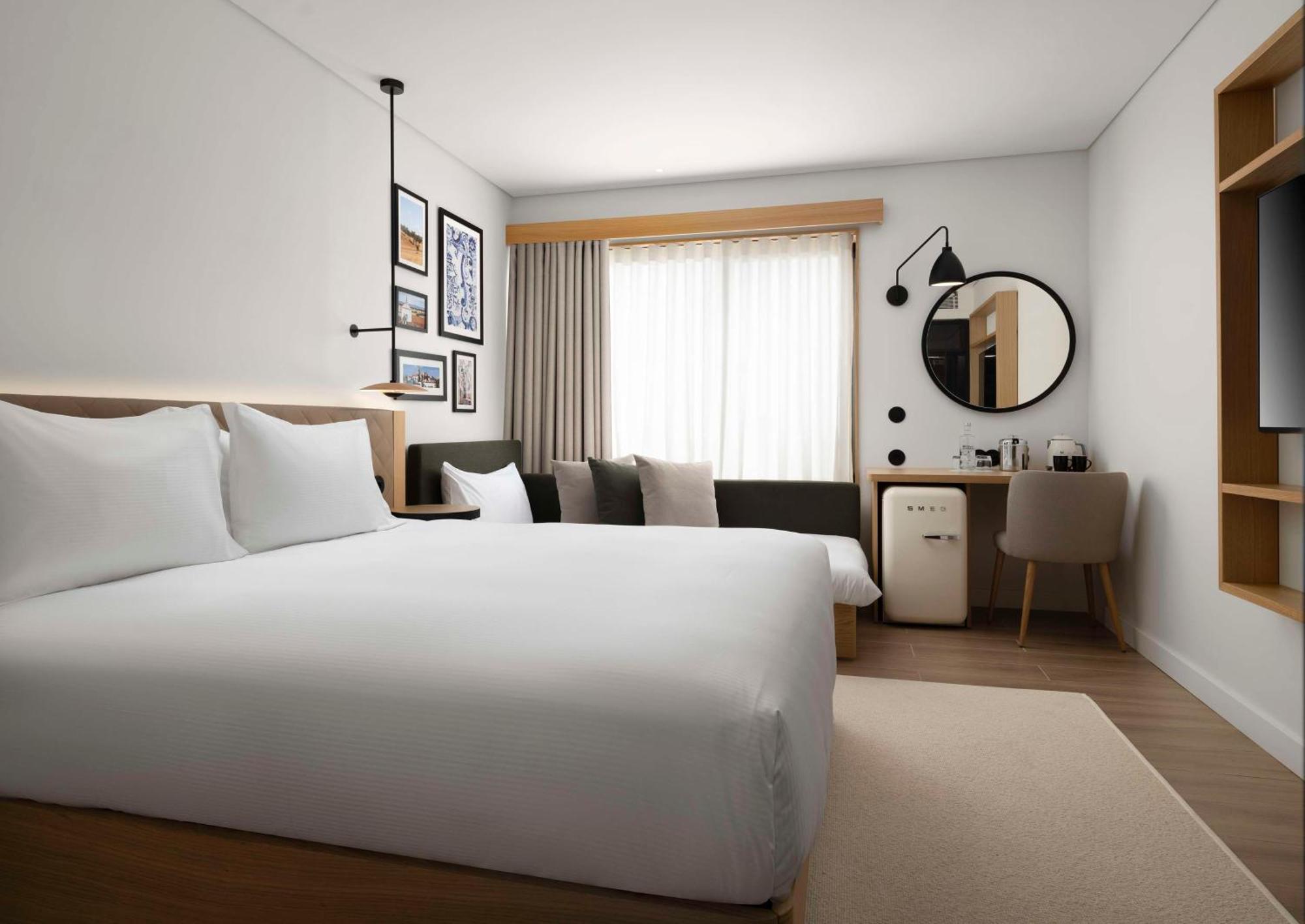 Hilton Garden Inn Evora Exterior photo